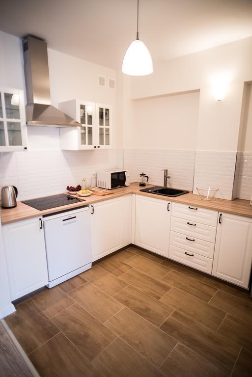 Opal Apartment *